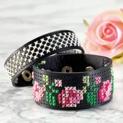 Broderiarmband, 3 cm