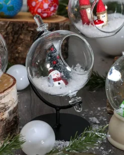 Glaskula på ställning