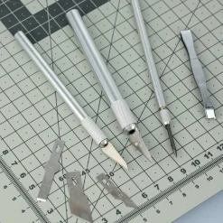 Knivset