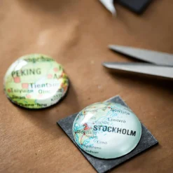 Självhäftande magnetark